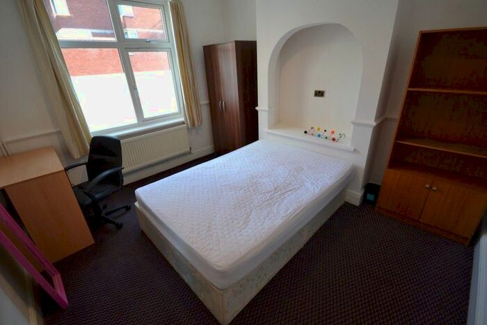 4 Bedroom Property To Rent In Filbert Street East, Leicester LE2