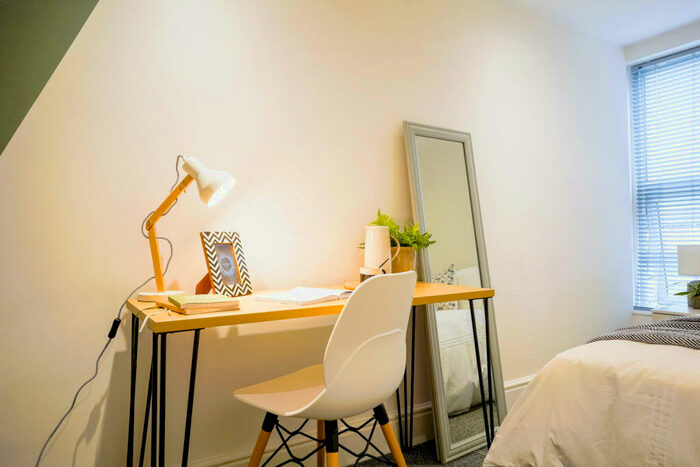 4 Bedroom Terraced House To Rent In , Leopold Road, &#;Liverpool, L7