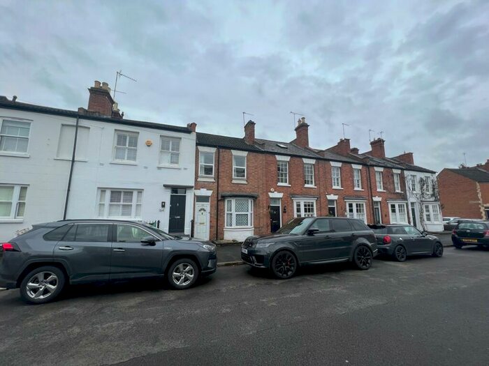 4 Bedroom Terraced House To Rent In Leam Terrace, Leamington Spa, CV31