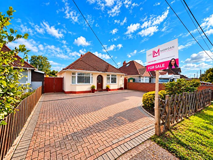 3 Bedroom Detached Bungalow For Sale In Fair Oak Road, Bishopstoke, Eastleigh, SO50