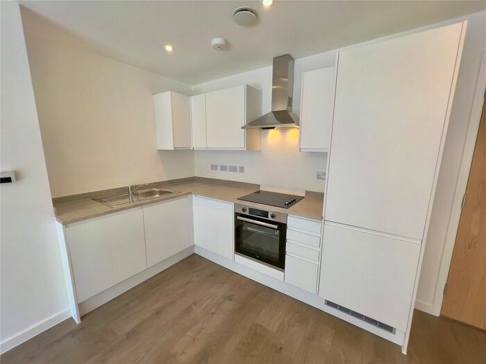 2 Bedroom Flat To Rent In Traffic Street, Nottingham, NG2