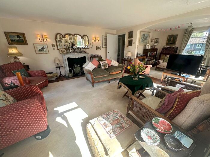 4 Bedroom Semi-Detached House For Sale In Chiswick Staithe, London, W4