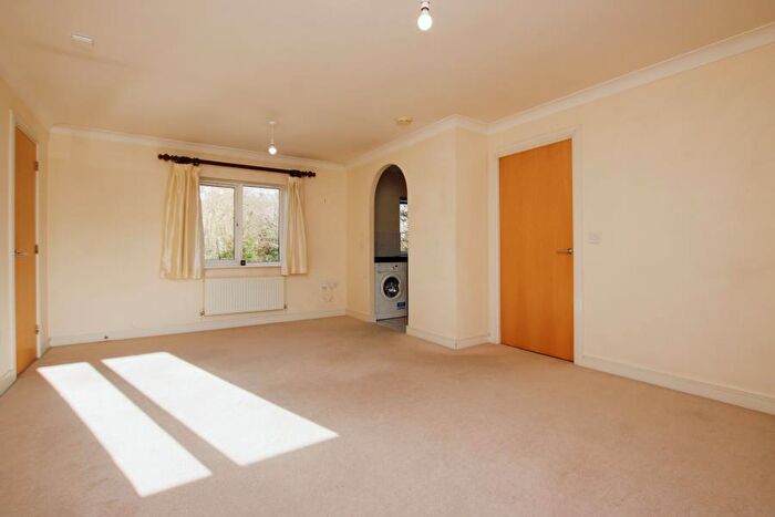 2 Bedroom Flat To Rent In Champs Sur Marne - Bradley Stoke, BS32