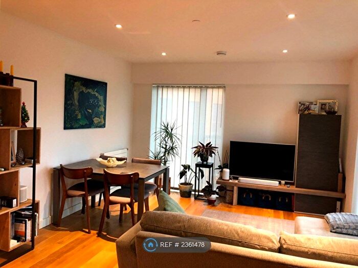 1 Bedroom Flat To Rent In Maud Street, London, E16