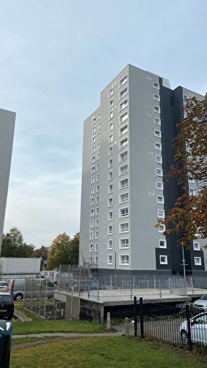 2 Bedroom Flat For Sale In Greenwood House, Argent Street, Grays, Essex, RM17