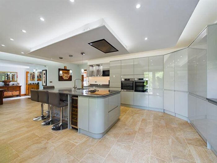 6 Bedroom Country House For Sale In Thetford Road, Fakenham Magna, IP24
