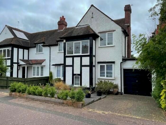 3 Bedroom Property To Rent In Selwyn Road, Edgbaston, Birmingham, B16