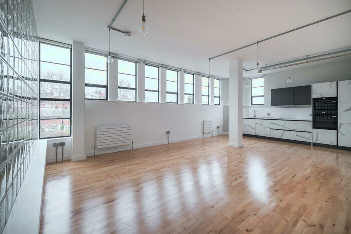 2 Bedroom Apartment To Rent In Dehavilland Studios, Hackney, E5