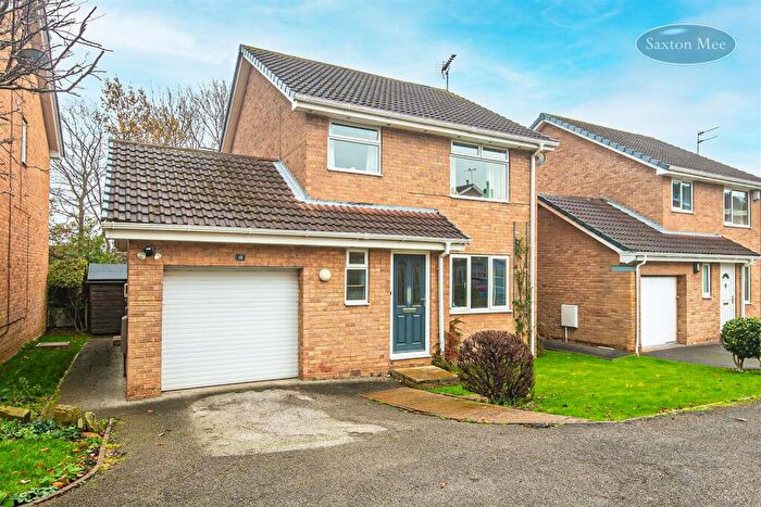 4 Bedroom Detached House For Sale In Arncliffe Drive, Chapeltown, Sheffield, S35