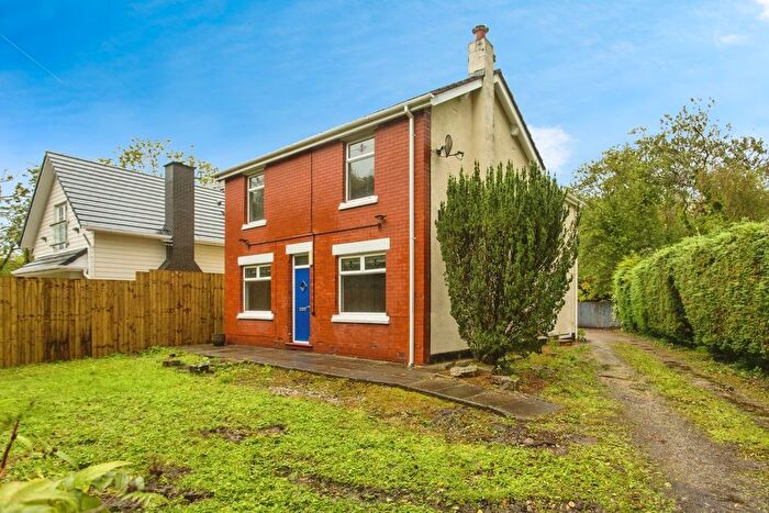 4 Bedroom Detached House For Sale In Rhoden Road, Leyland, Lancashire, PR26