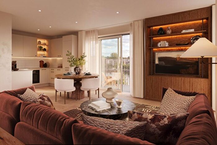 2 Bedroom Apartment For Sale In Poplar House, One Waterside, Bath, BA2