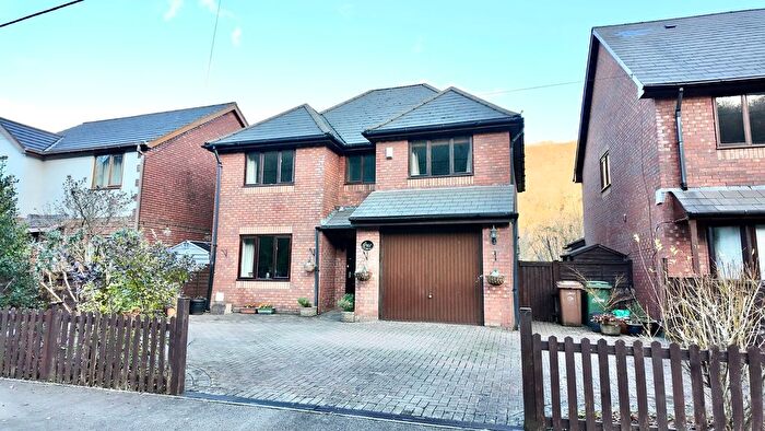 4 Bedroom Detached House For Sale In Bailey Street, Deri, CF81