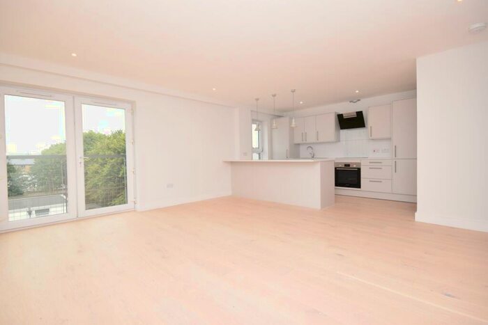 2 Bedroom Apartment To Rent In Lindsay Road, Edinburgh, Newhaven, EH6