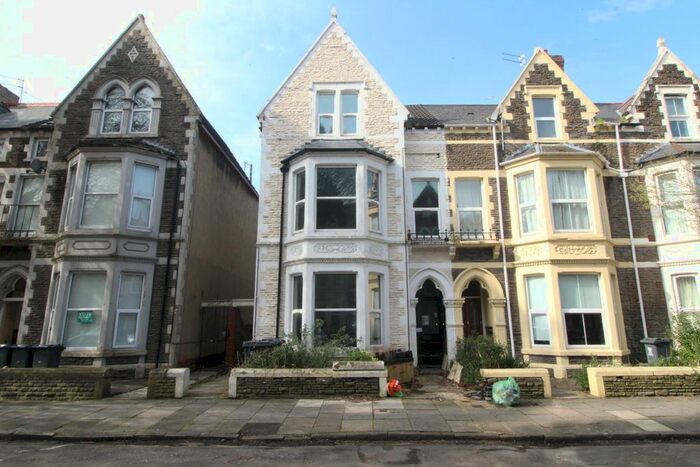 2 Bedroom Flat To Rent In Connaught Road, Roath, Cardiff, CF24