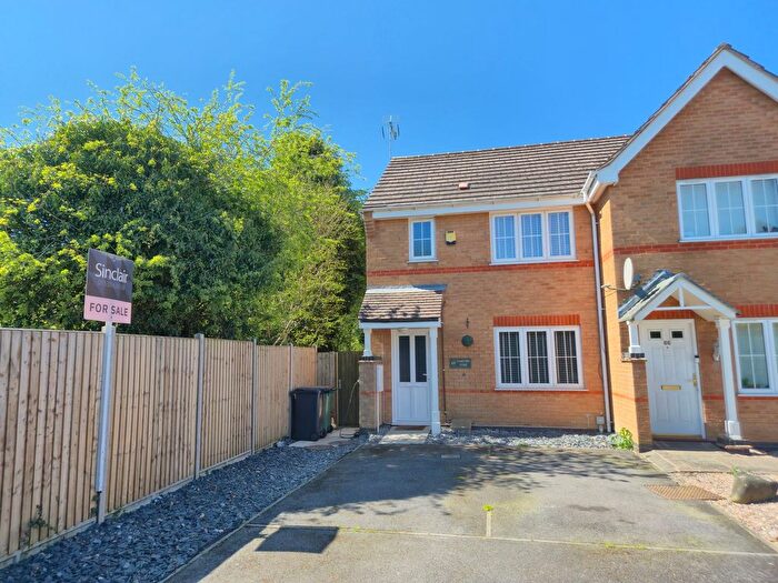 3 Bedroom End Terrace House For Sale In Hampton Close, Coalville, LE67