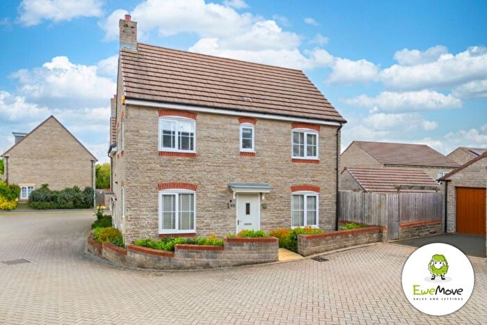 3 Bedroom End Of Terrace House For Sale In The Farm, Rideway Farm, Purton/Swindon, SN5