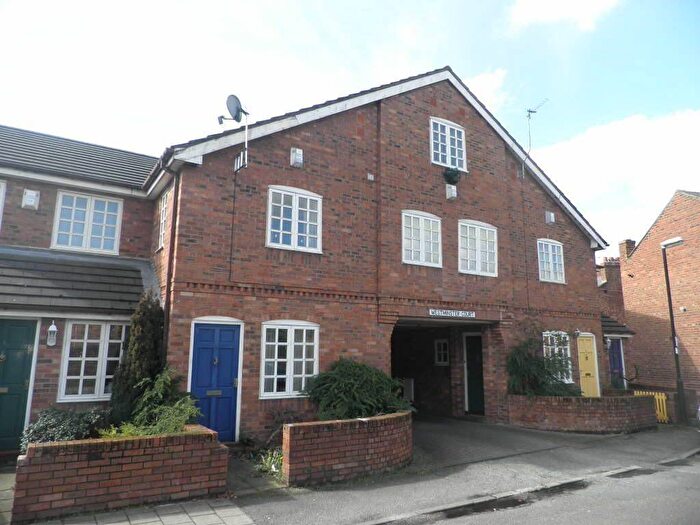 2 Bedroom Mews To Rent In Westminster Court, Hoole, CH2