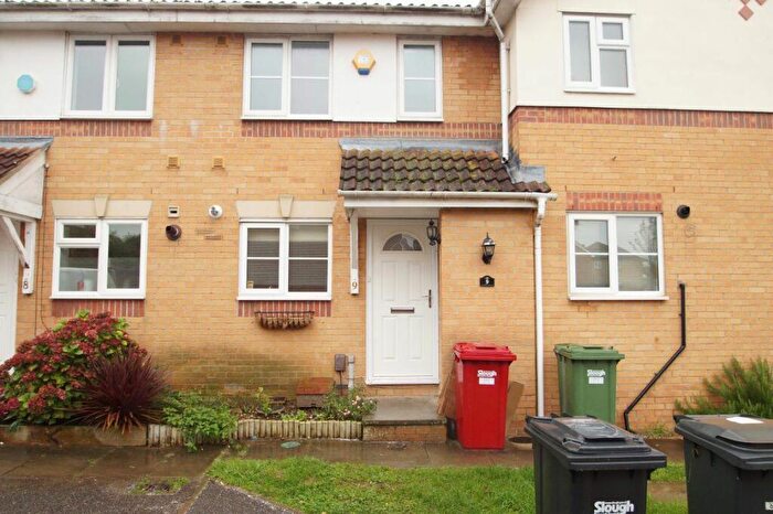 2 Bedroom House To Rent In Philbye Mews, SL1