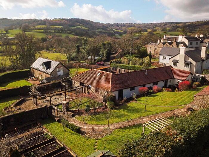 4 Bedroom Detached House For Sale In Farway, Devon, EX24