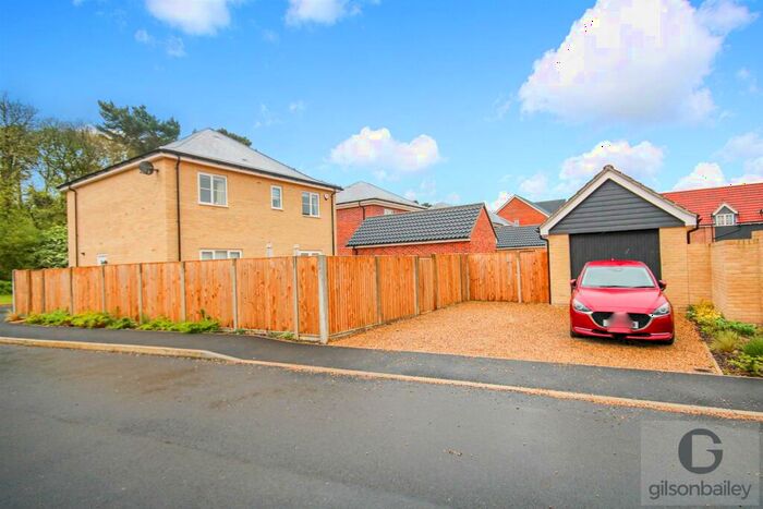 4 Bedroom Detached House For Sale In Grouse Road, Sprowston, NR7