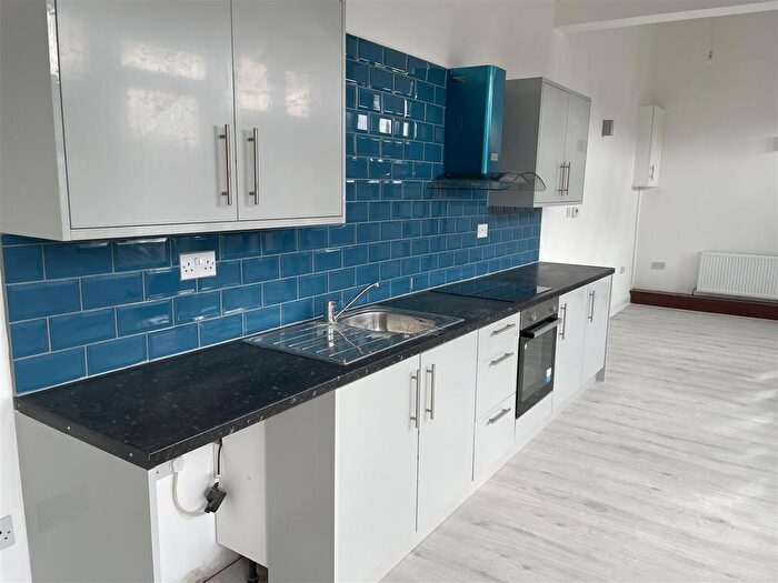 1 Bedroom Flat To Rent In Staines Road, Hounslow, TW3