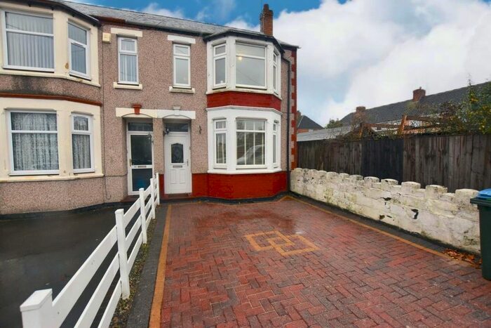 2 Bedroom End Of Terrace House To Rent In Wyken Way, Coventry, CV2