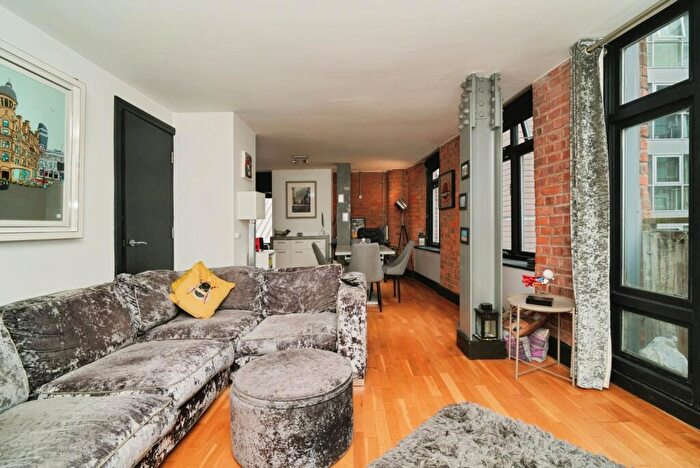 2 Bedroom Apartment For Sale In Blackfriars Street, Salford, M3