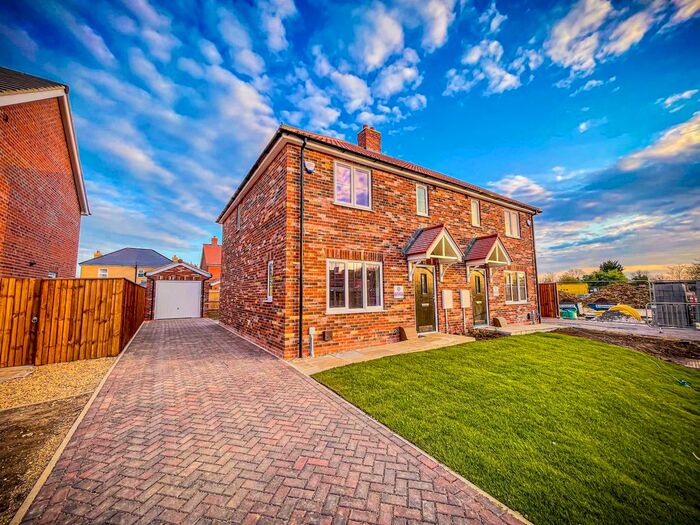 3 Bedroom Semi-Detached House To Rent In Chadwick Road, Dunholme, Lincoln, LN2