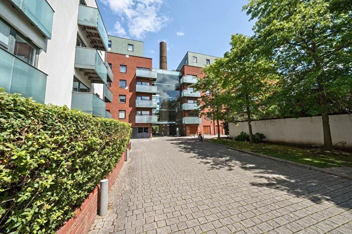 1 Bedroom Flat To Rent In Tiltman Place, London, N7