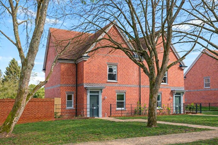 3 Bedroom Semi-Detached House For Sale In Mansion Drive, Burderop, Swindon, SN4