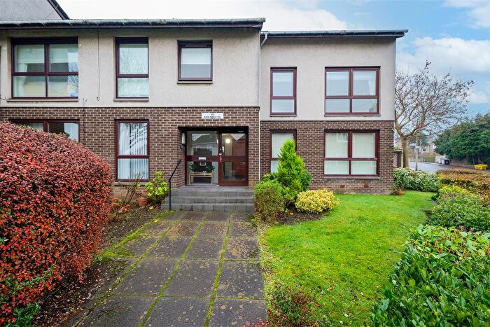 2 Bedroom Flat For Sale In Kirkinner Road, Mount Vernon, Glasgow, G32