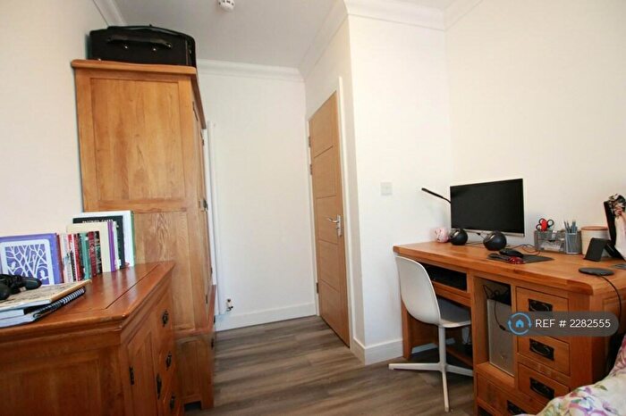 7 Bedroom Terraced House To Rent In Shinfield Road, Reading, RG2