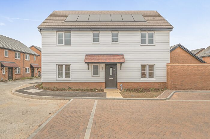 3 Bedroom Detached House To Rent In Damselfly Road, Herne Bay, CT6