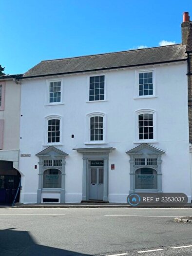 1 Bedroom Flat To Rent In Well Street, Buckingham, MK18