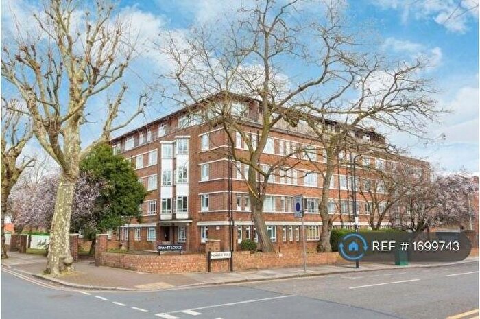 3 Bedroom Flat To Rent In Mapesbury Road, London, NW2