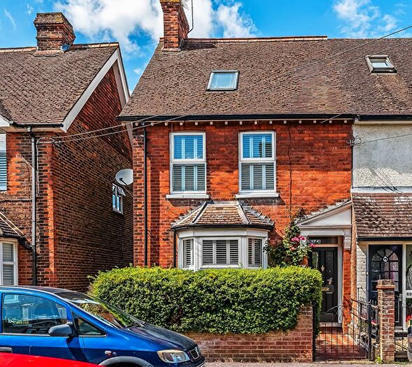 4 Bedroom Semi-Detached House For Sale In Madan Road, Westerham, Kent, TN16