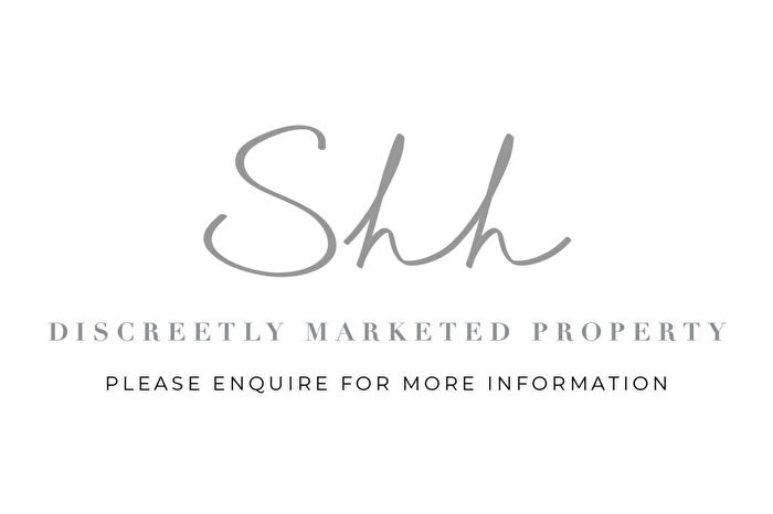 8 Bedroom Detached House For Sale In Brentwood Outskirts, CM14