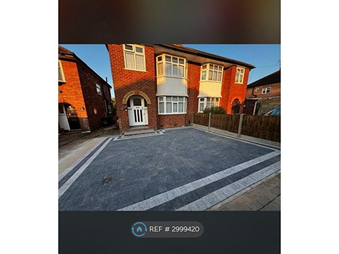 3 Bedroom Semi Detached House To Rent In Methuen Road, Edgware, HA8