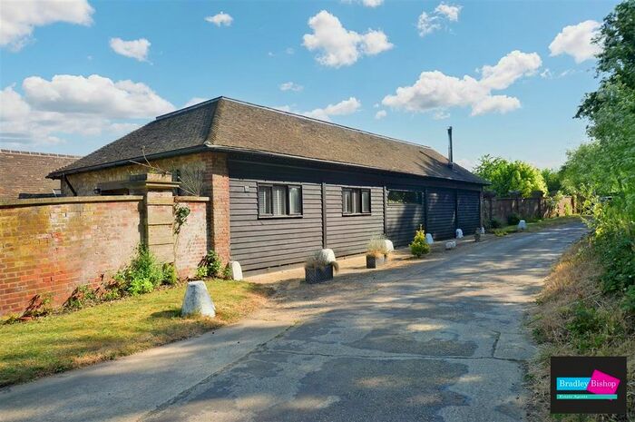 3 Bedroom Semi-Detached House For Sale In Newlands Stud, Newlands Road, Charing, Ashford, Kent, TN27