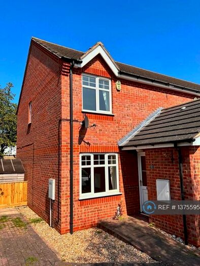 2 Bedroom End Of Terrace House To Rent In Havelock Mews, Grimsby, DN32