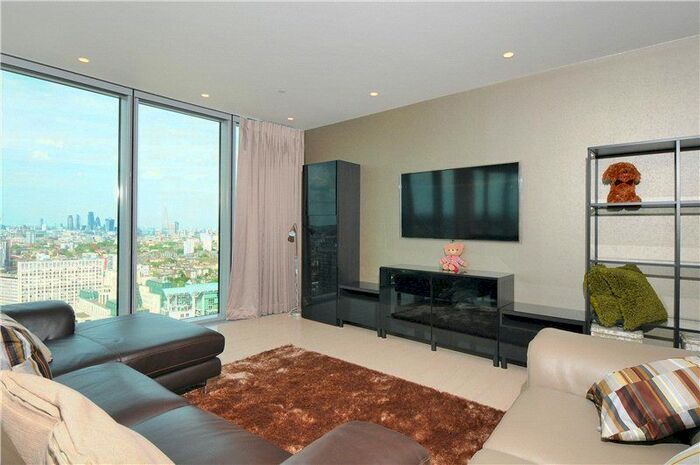 3 Bedroom Flat To Rent In Wandsworth Road, London, SW8