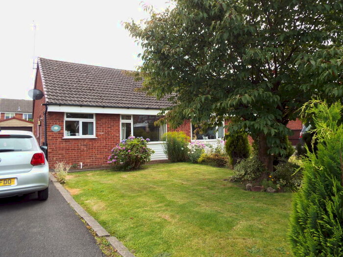 2 Bedroom House To Rent In Hallam Road, Uttoxeter, ST14