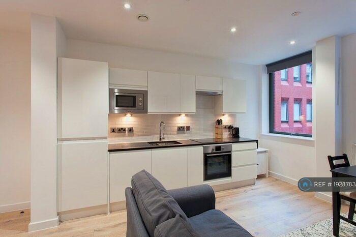 1 Bedroom Flat To Rent In Garrard House, Reading, RG1