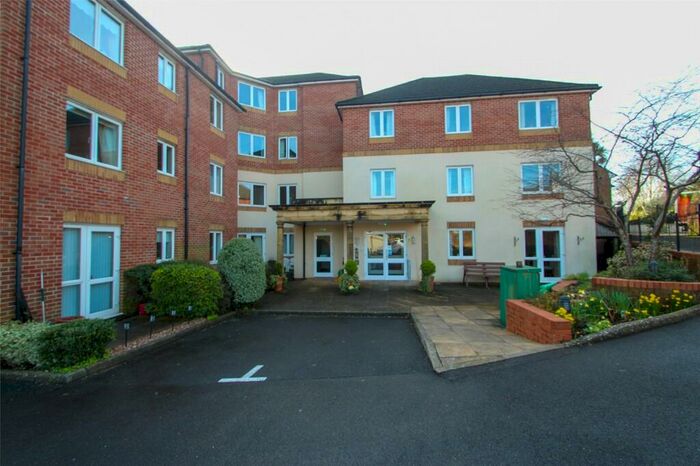 1 Bedroom Apartment For Sale In Highfield Lane, Southampton, Hampshire, SO17