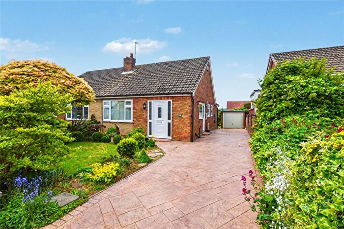 3 Bedroom Bungalow For Sale In Willow Rise, Tadcaster, North Yorkshire, LS24