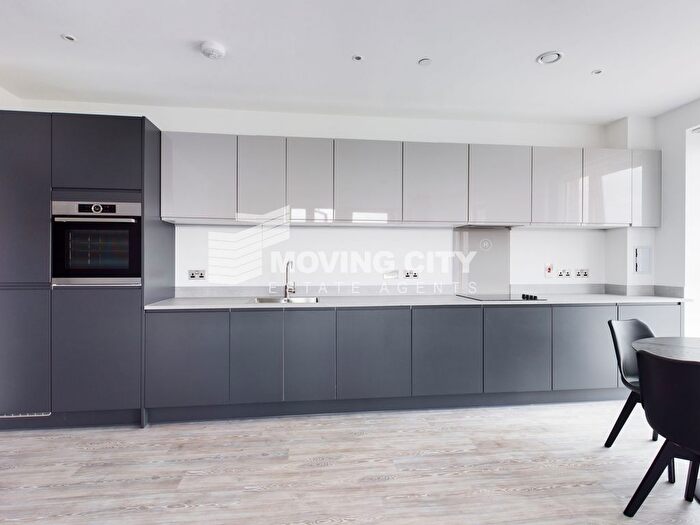 2 Bedroom Flat To Rent In Nest Way, Starling Court, SE2