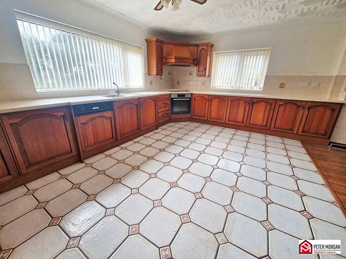 2 Bedroom Detached Bungalow For Sale In Castell Ddu Road, Pontarddulais, Swansea, West Glamorgan, SA4