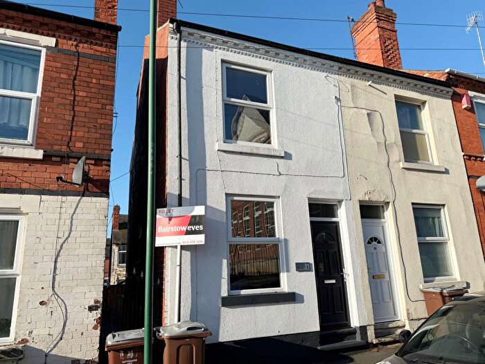 3 Bedroom House To Rent In Bradgate Road, NG7