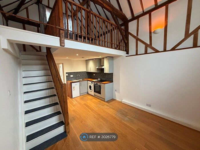 1 Bedroom Flat To Rent In Old Barn House, Borehamwood, WD6