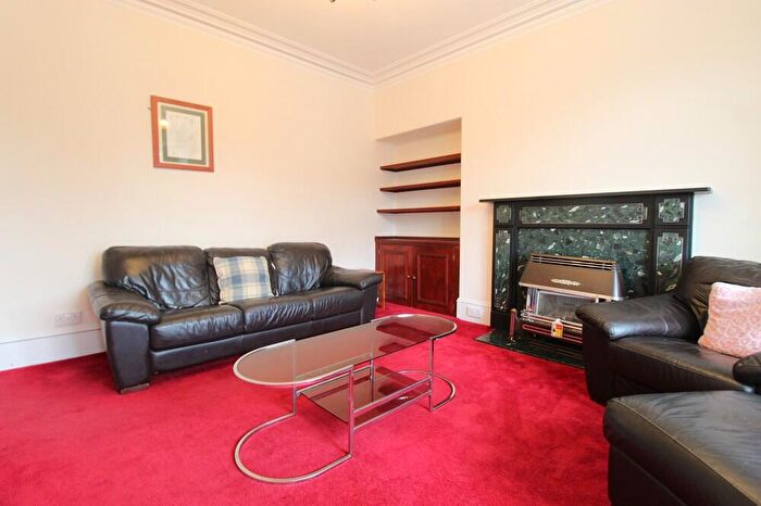 2 Bedroom Flat To Rent In Kirk Brae, Upper Flat, AB15